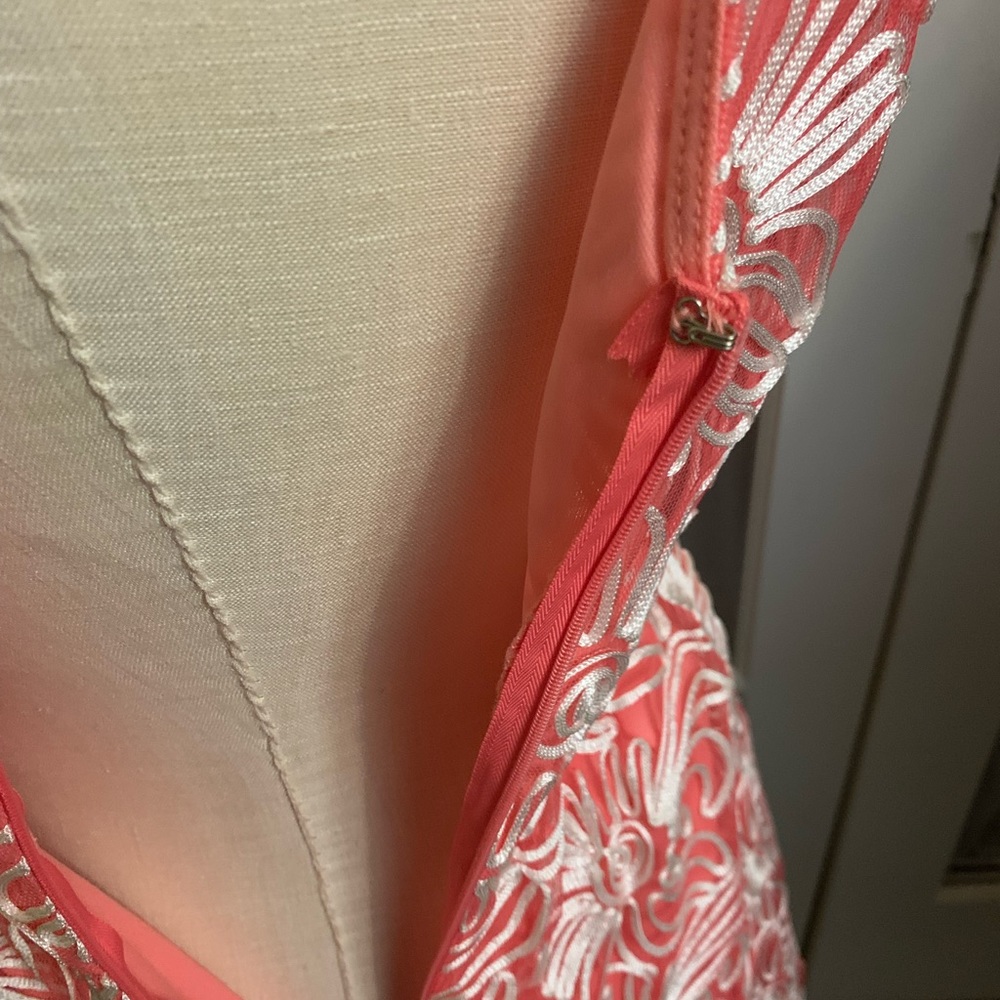 DRESS BY BUTTONS - Picture 11 of 14